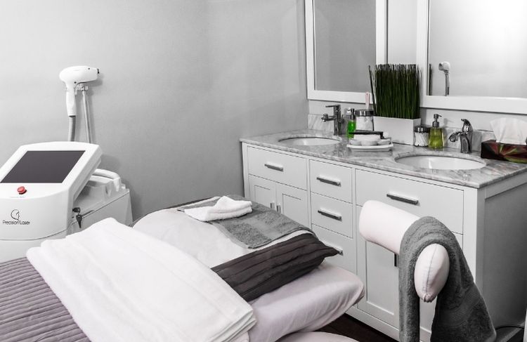 2025高雄隆乳推薦診所比較｜自然感首選是哪家？醫師案例大揭密