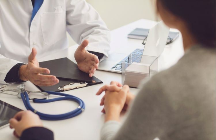 【2025台中人氣診所評比】想隆乳卻怕後悔？＋隆乳前注意事項一次看懂